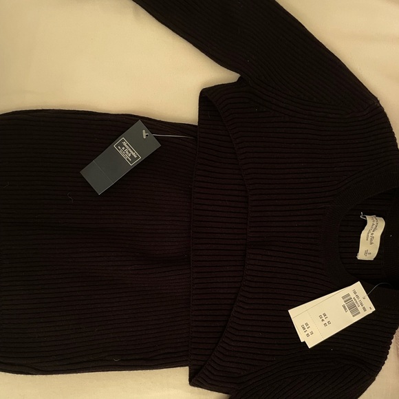 Abercrombie and Finch two set sweater - Picture 1 of 2